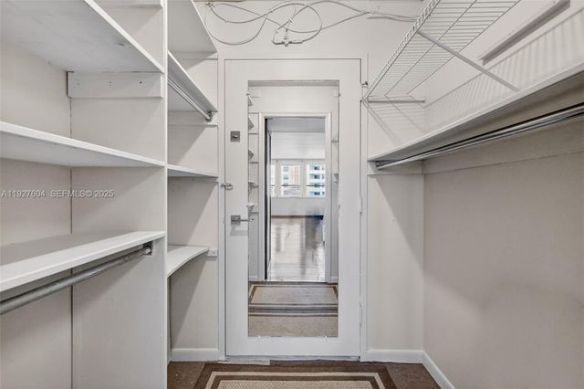 11 Island Ave 1212, Miami Beach, FL 33139