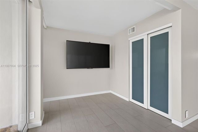 11 Island Ave 1212, Miami Beach, FL 33139