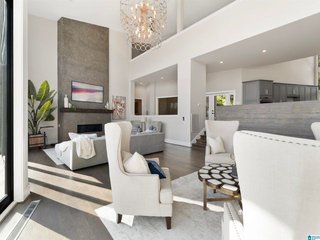 412 VESCLUB PLACE, Vestavia Hills, AL 35216