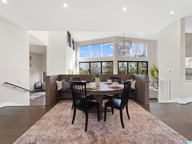 412 VESCLUB PLACE, Vestavia Hills, AL 35216