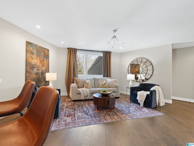 412 VESCLUB PLACE, Vestavia Hills, AL 35216