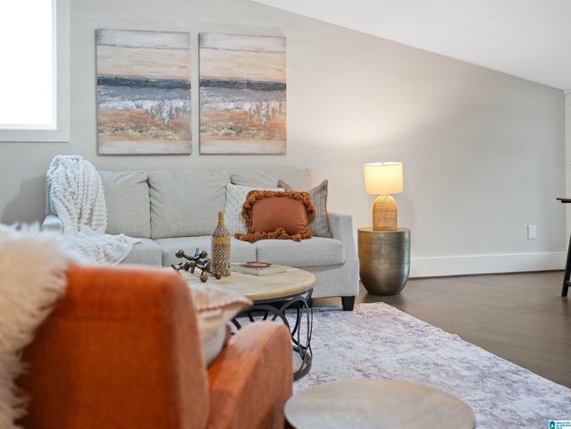 412 VESCLUB PLACE, Vestavia Hills, AL 35216