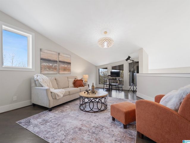 412 VESCLUB PLACE, Vestavia Hills, AL 35216