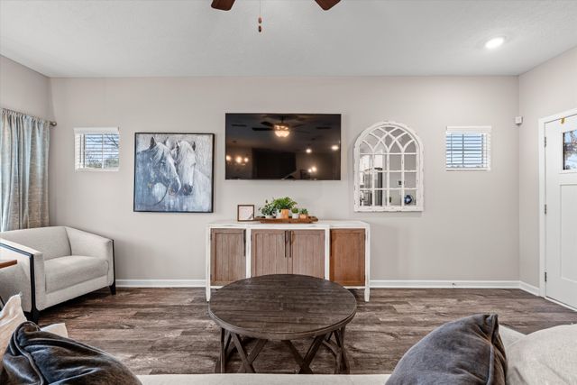 1860 Maidstone Drive, Murfreesboro, TN 37127