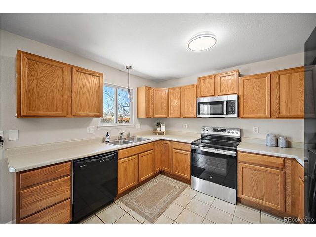 57 W Bonanza Dr, Pueblo, CO 81007