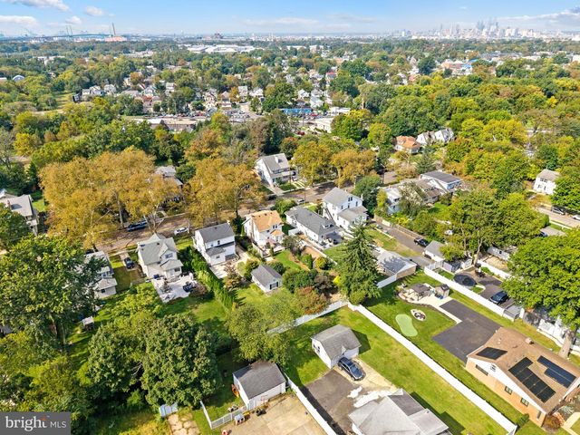 213 RICHEY AVE, Oaklyn, NJ 08107