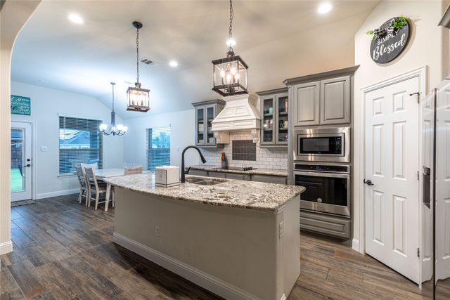 415 Valley Brook Court, Waxahachie, TX 75165