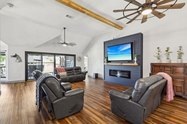 3 Enchanted Court, Mansfield, TX 76063
