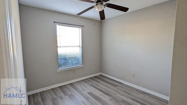 122 Crosby Drive, Hinesville, GA 31313