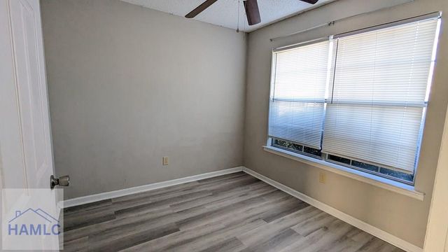 122 Crosby Drive, Hinesville, GA 31313