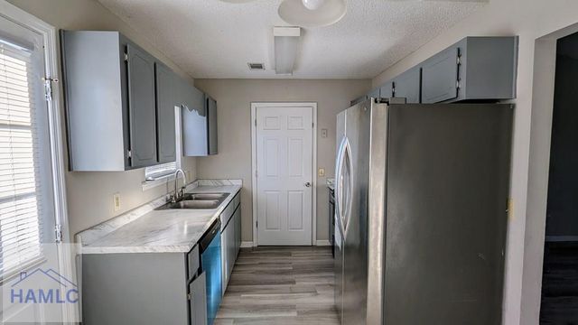 122 Crosby Drive, Hinesville, GA 31313