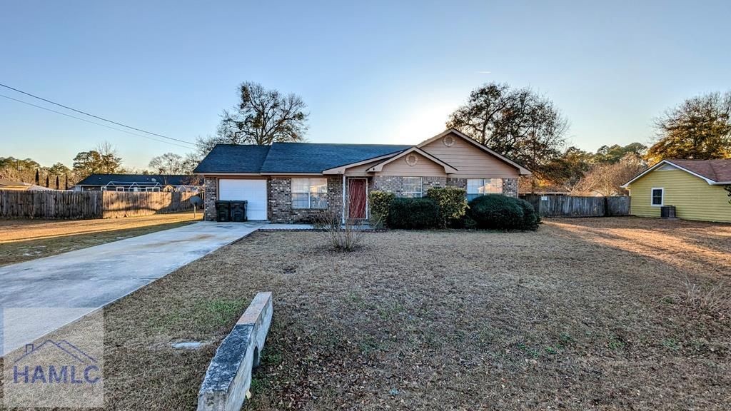 122 Crosby Drive, Hinesville, GA 31313