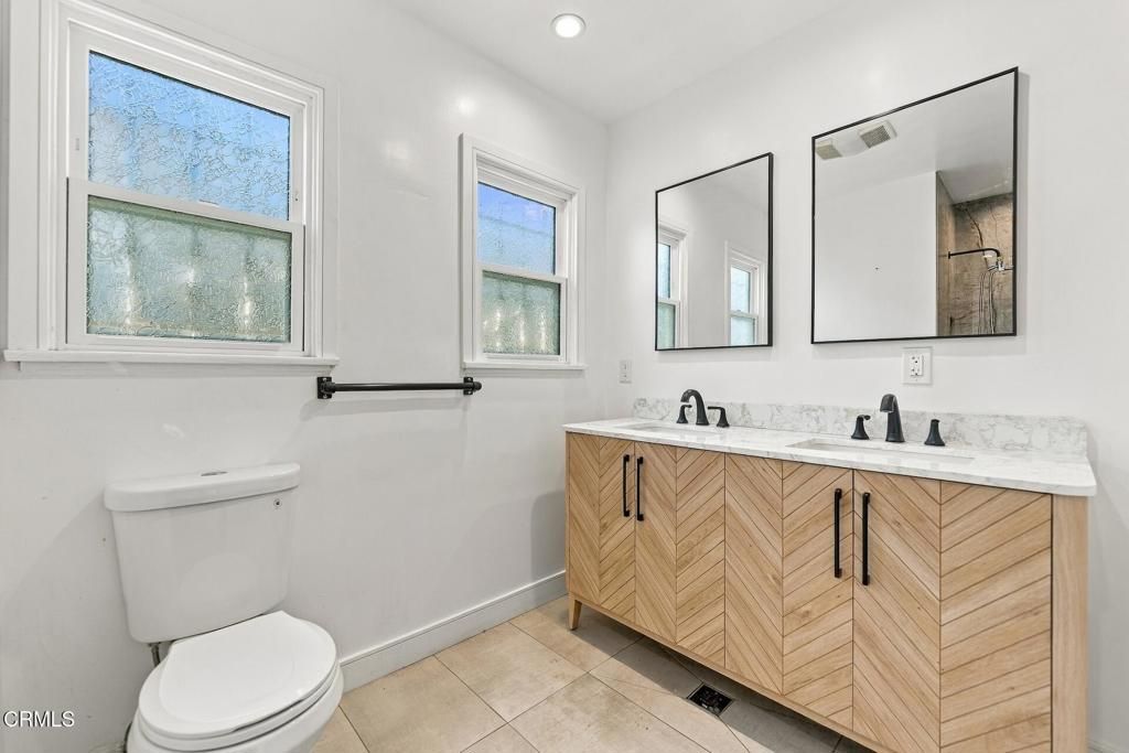 2055 W 80th Street, Los Angeles, CA 90047 — photo 4