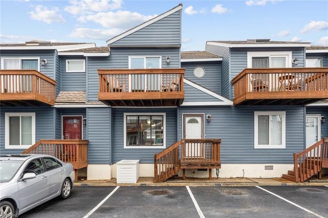 521 W Ocean View Ave Apt C, Norfolk, VA 23503
