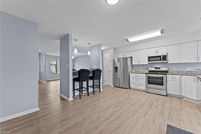 521 W Ocean View Ave Apt C, Norfolk, VA 23503