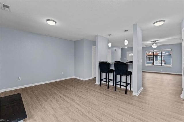 521 W Ocean View Ave Apt C, Norfolk, VA 23503