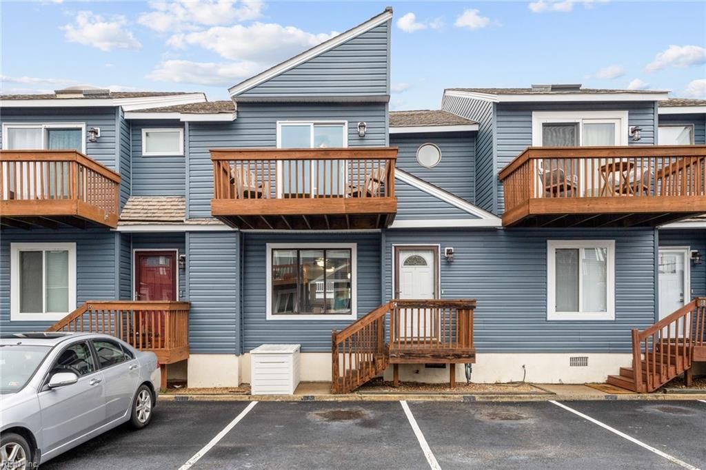 521 W Ocean View Ave Apt C, Norfolk, VA 23503
