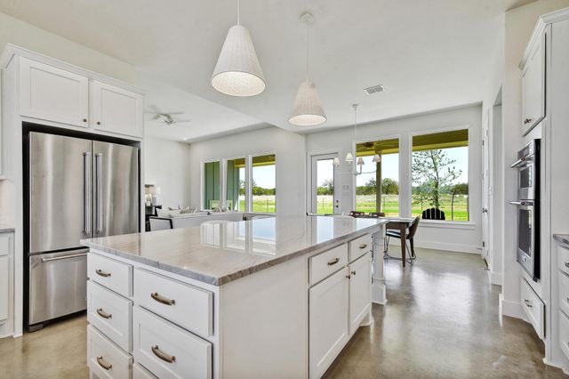 29 Spencer CT, Fredericksburg, TX 78624
