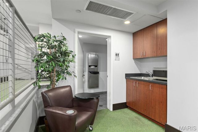 314 N Broadway 705, St Louis, MO 63102