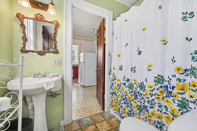 413 W Saint Joseph Street, Lawrence Vllg, MI 49064