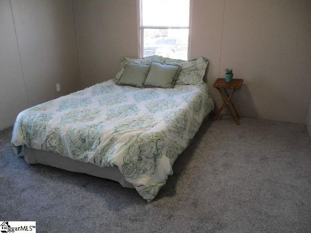 107 Sagewood Court, Fountain Inn, SC 29644