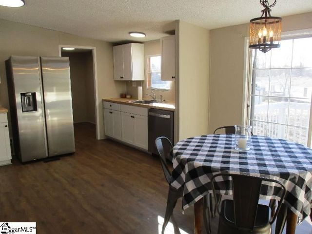 107 Sagewood Court, Fountain Inn, SC 29644