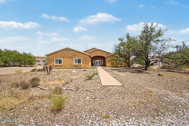8610 N Pomona Avenue, Tucson, AZ 85704