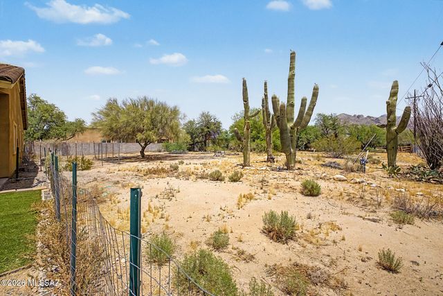 8610 N Pomona Avenue, Tucson, AZ 85704