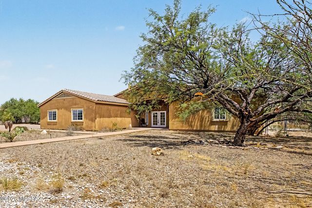 8610 N Pomona Avenue, Tucson, AZ 85704