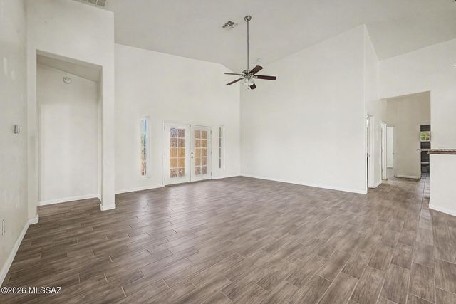 8610 N Pomona Avenue, Tucson, AZ 85704