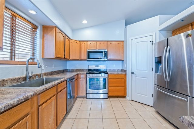 3605 N San Pedro Road, Golden Valley, AZ 86413