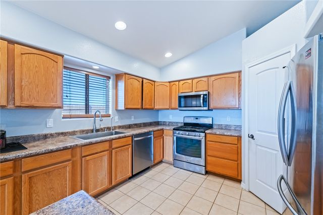 3605 N San Pedro Road, Golden Valley, AZ 86413