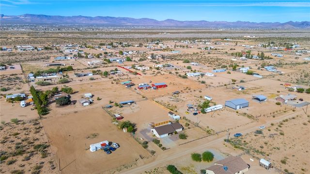 3605 N San Pedro Road, Golden Valley, AZ 86413