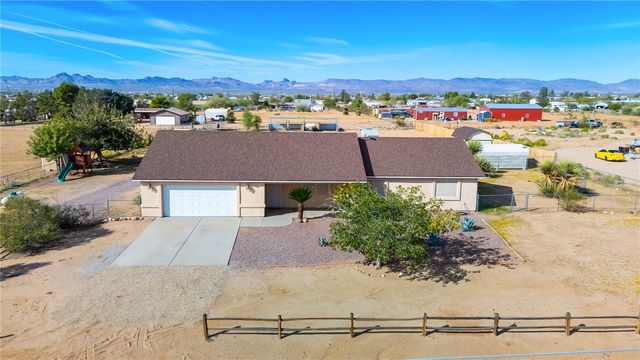 3605 N San Pedro Road, Golden Valley, AZ 86413