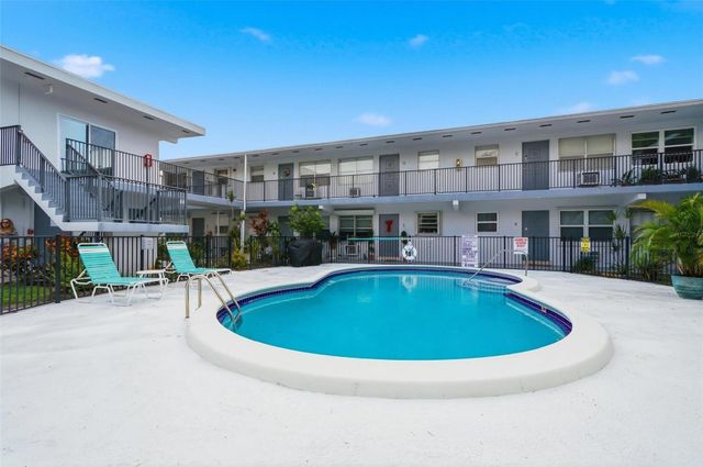 3510 Harrison Street 10, Hollywood, FL 33021