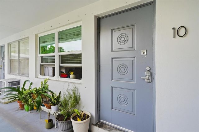 3510 Harrison Street 10, Hollywood, FL 33021