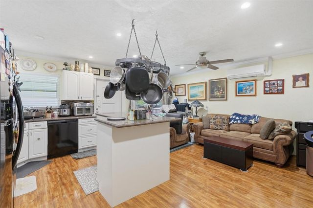 3510 Harrison Street 10, Hollywood, FL 33021