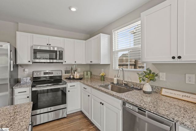 104 Barrington Creek Road, Piedmont, SC 29673