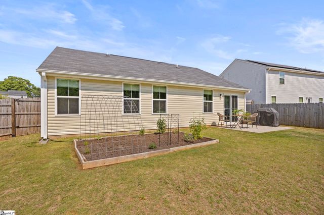 104 Barrington Creek Road, Piedmont, SC 29673