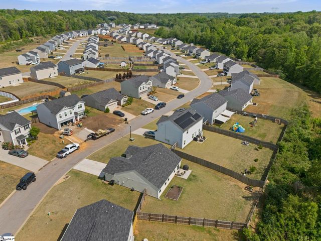 104 Barrington Creek Road, Piedmont, SC 29673