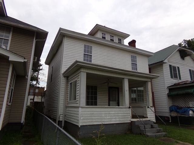 311 5th Avenue West, Huntington, WV 25701
