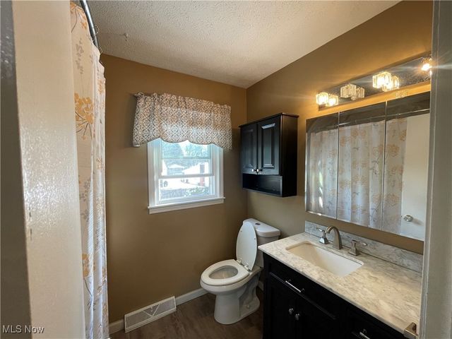 309 Shiawassee Avenue, Fairlawn, OH 44333