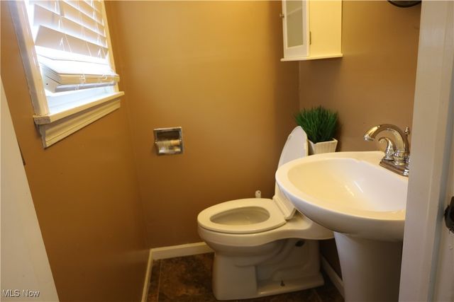 309 Shiawassee Avenue, Fairlawn, OH 44333