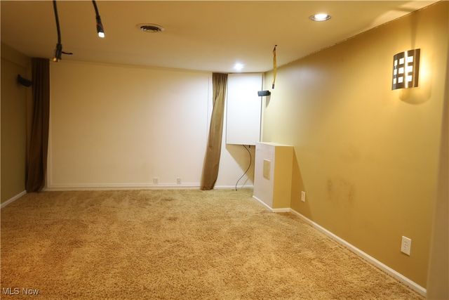 309 Shiawassee Avenue, Fairlawn, OH 44333