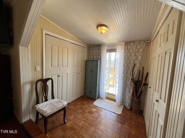 424 Bay Street, Mount Carmel, TN 37645