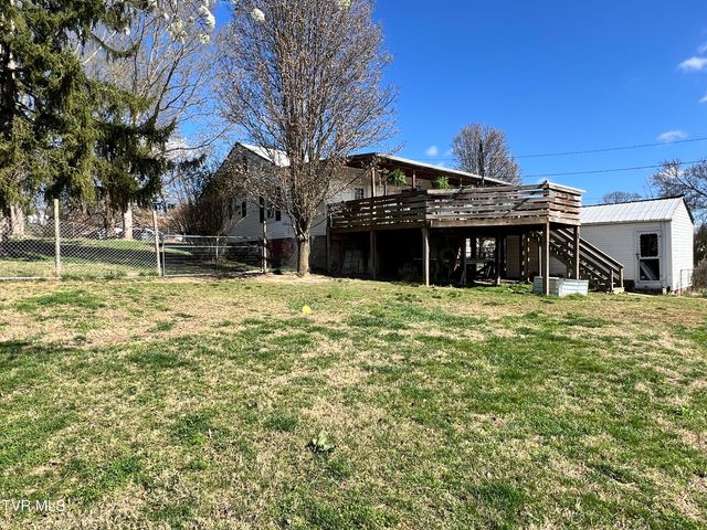 424 Bay Street, Mount Carmel, TN 37645