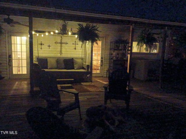 424 Bay Street, Mount Carmel, TN 37645