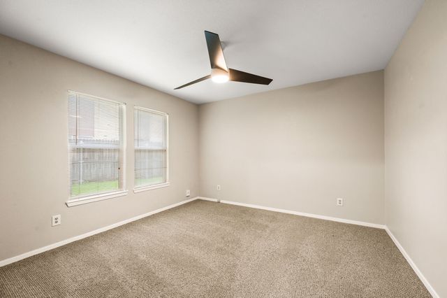 901 Shady Creek Lane, Bedford, TX 76021