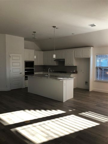 3303 Montgomery Avenue, Melissa, TX 75454