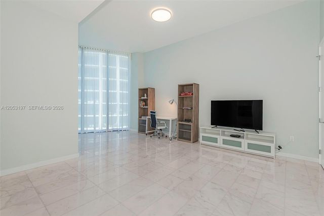2821 S Bayshore Drive 7B, Coconut Grove, FL 33133